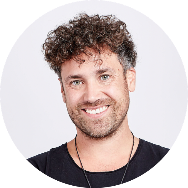 Portrait photo of Karl Weixelbaumer, SDR Bootcamp trainer